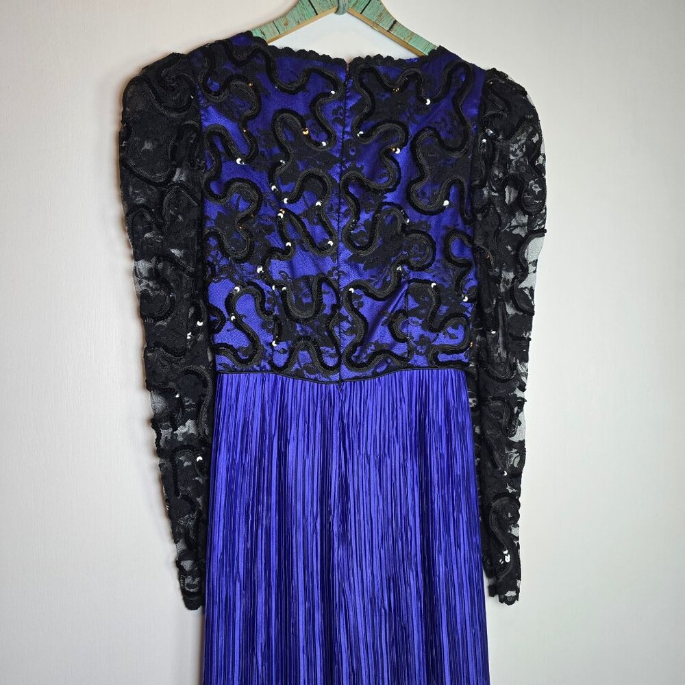 Vintage 1990s Lillie Rubin Royal Blue Sequin Lace Satin Pleat Evening Gown, 8 - Picture 10 of 13